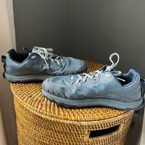 Altra Lone Peak 6 Trail Running Shoes